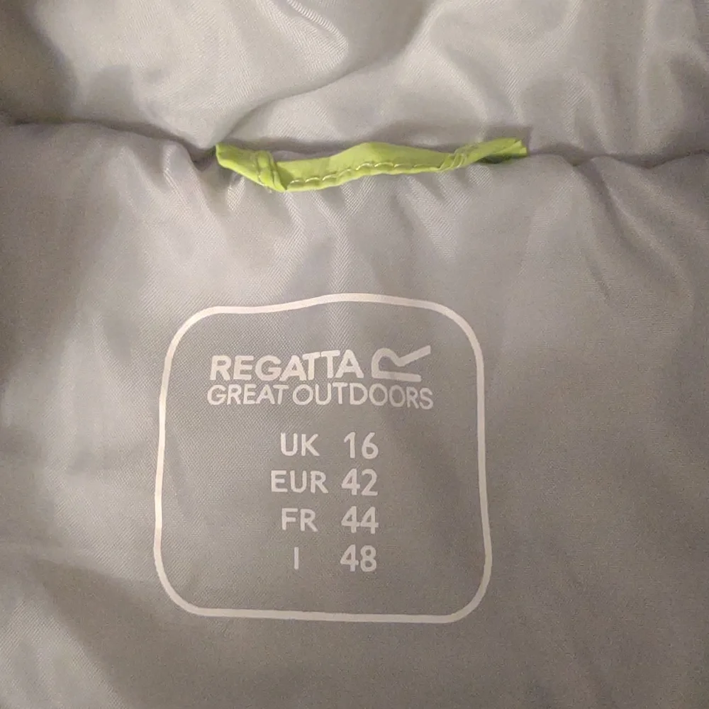 Regatta Great Outdoors neon sports jacket‎ Size UK 16 US 12